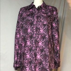 EUC wrangler snap shirt